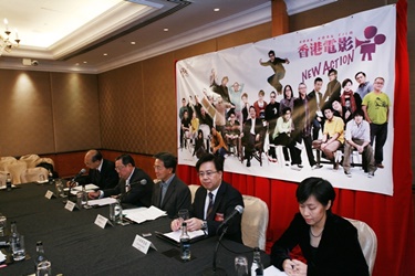(From left to right) Mr. Wellington Fung, Secretary-General of FDC, Mr. Peter Lam, Convenor of FDC Mainland Market Committee, Mr. Jack So, FDC Chairman, Mr. Wilfred Wong, Convenor of FDC Fund Vetting Committee, and Ms. Maisie Cheng, Commissioner for Television and Entertainment Licensing briefed the media on “HONG KONG FILM NEW ACTION” promotion and the latest position of Film Development Fund.