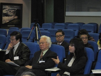 Delegation members exchanged views with Mr. Frank Chen