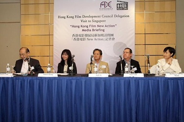 Mr. Jack So, FDC Chairman, Ms. Mabel Cheung, FDC member, Mr. Wellington Fung, Secretary-General of FDC and Ms. Maisie Cheng, Commissioner for Television and Entertainment Licensing, promoted the “Hong Kong Film New Action” project at the media briefing in Singapore