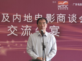 Mr. Lin Xi-ping, Vice President of Pearl River Film Group Co. Ltd., gives a speech at the luncheon