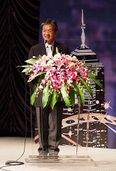 Mr. Jack So, Chairman of the Hong Kong Film Development Council (FDC), delivers a speech at the Opening Ceremony