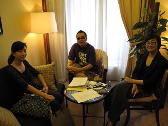 Director Edmond Pang discusses his project with Beijing film investors