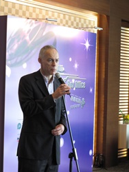 亚洲电影资讯(论坛支持机构)行政总裁Mr. Patrick Frater在交流午宴上致辞