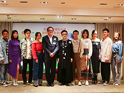 Group photo of the artistes and the Project and Creative Director of “Nova Power” and Head of CreateHK